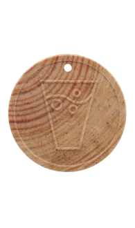Gettone in legno inciso con foro